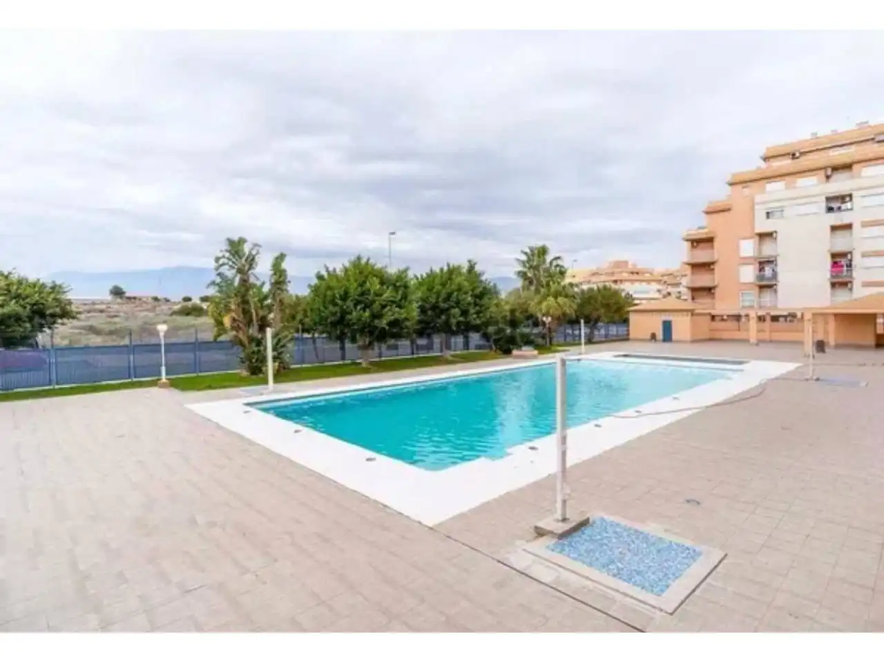 Flat with pool for sale in Avenida Sabinar