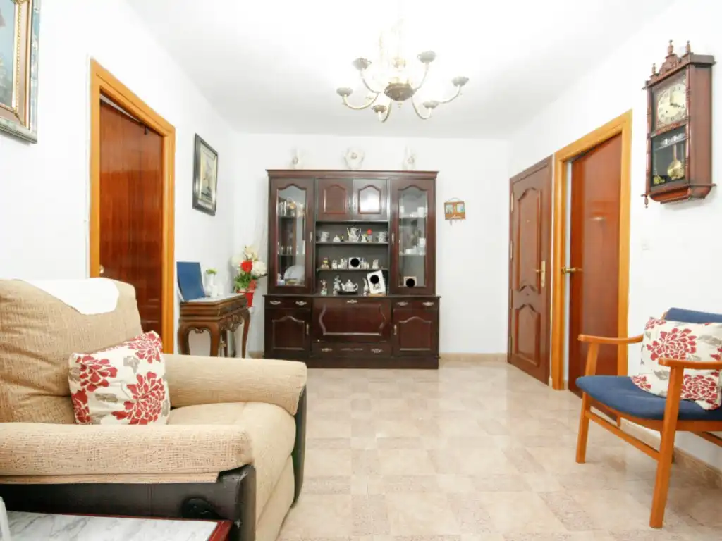 Flat for sale in Calle Matadero, Coín