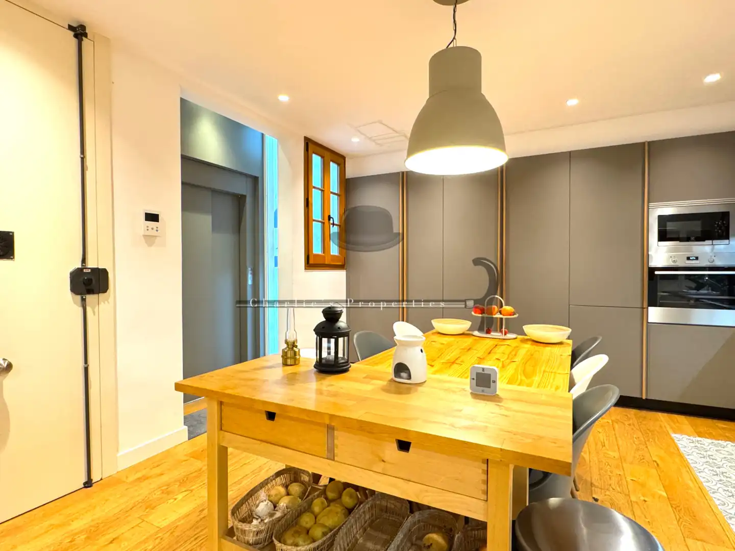 Cuina de Apartament en venda en Barcelona amb Aire condicionat, Calefacció i Parquet