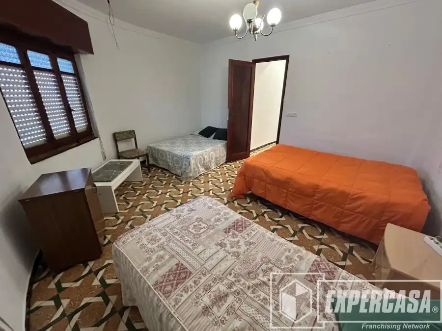 Habitación de Finca rústica en venta en Alzira con Terraza y Trastero