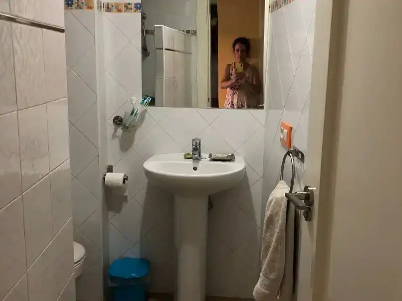 Bany de Apartament de lloguer en Hervás amb Aire condicionat, Parquet i Moblat