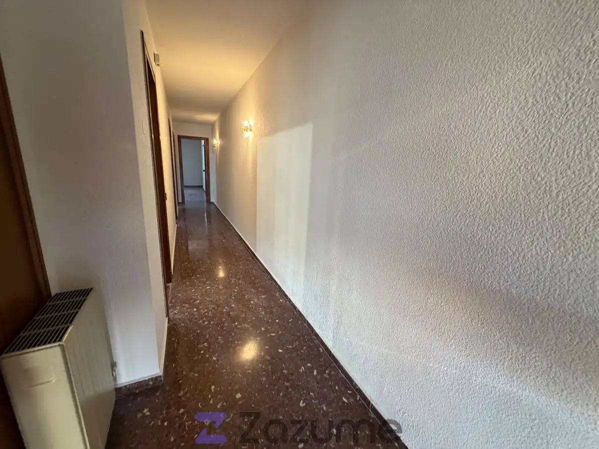 Flat with terrace to rent in Gran Via de les Germanies, imagen 4