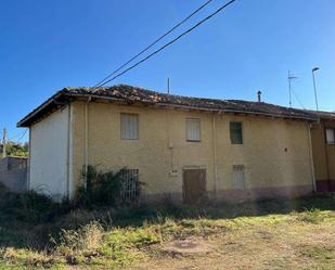 Vista exterior de Casa o xalet en venda en Ardón