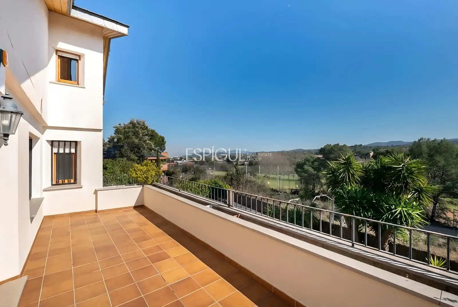 Terrace of Houses for sale in Sant Cugat del Vallès  with Air Conditioner, Heating and Parquet flooring