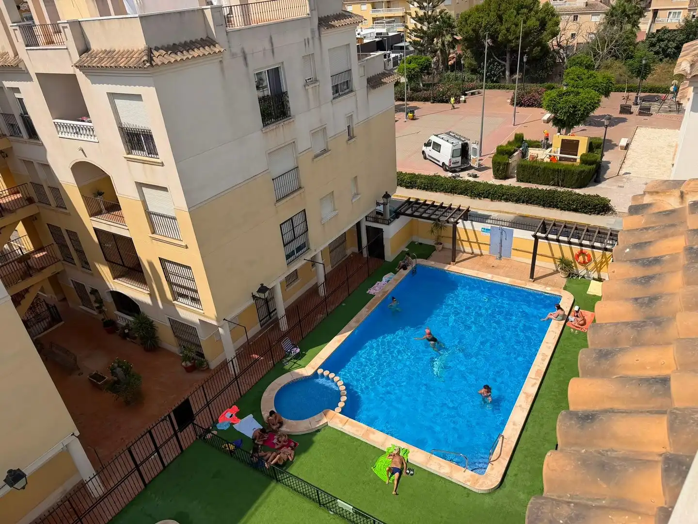 Swimming pool of Flat for sale in Formentera del Segura