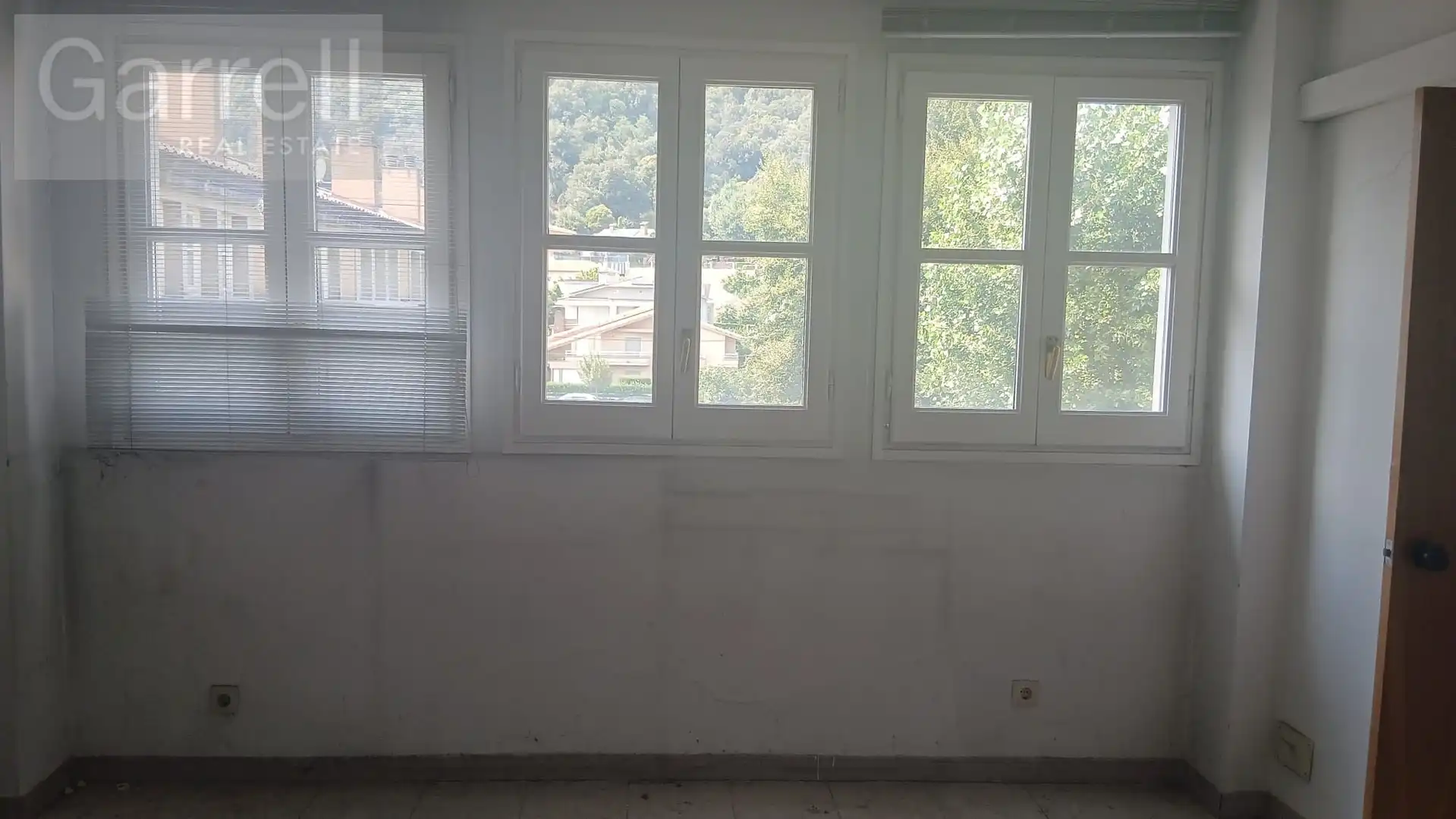 Habitación de Casa adosada en venta en Olot
