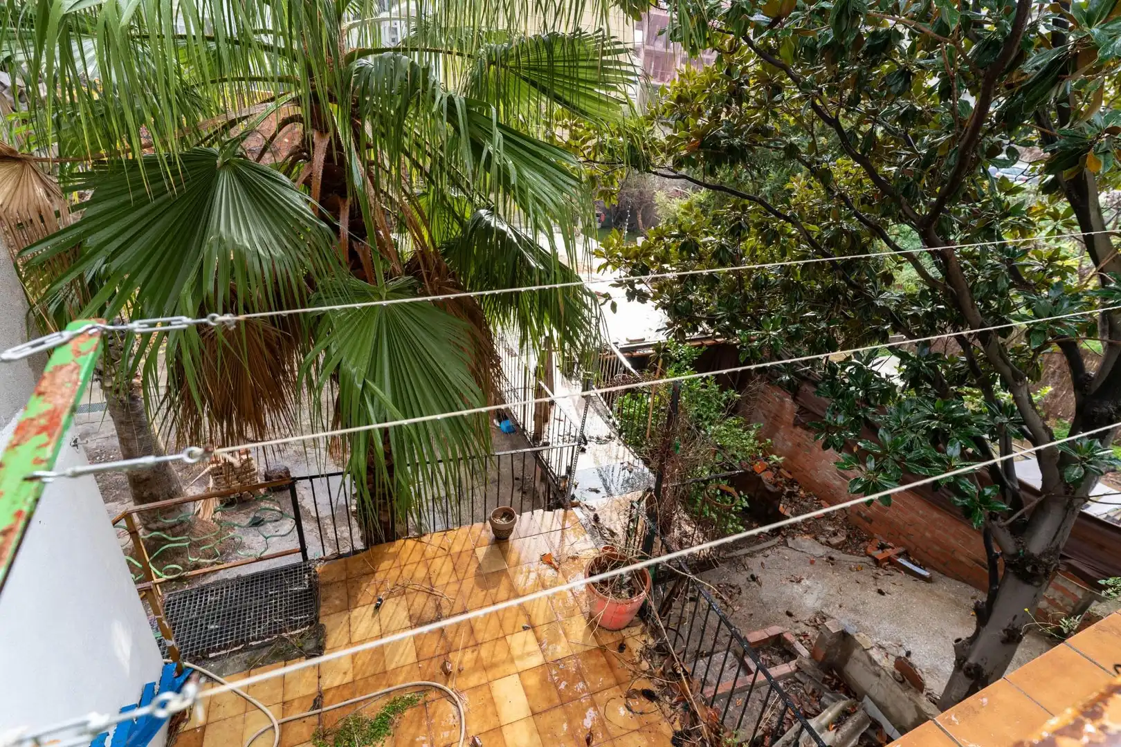 Terrassa de Casa o xalet en venda en Sant Vicenç Dels Horts amb Jardí privat