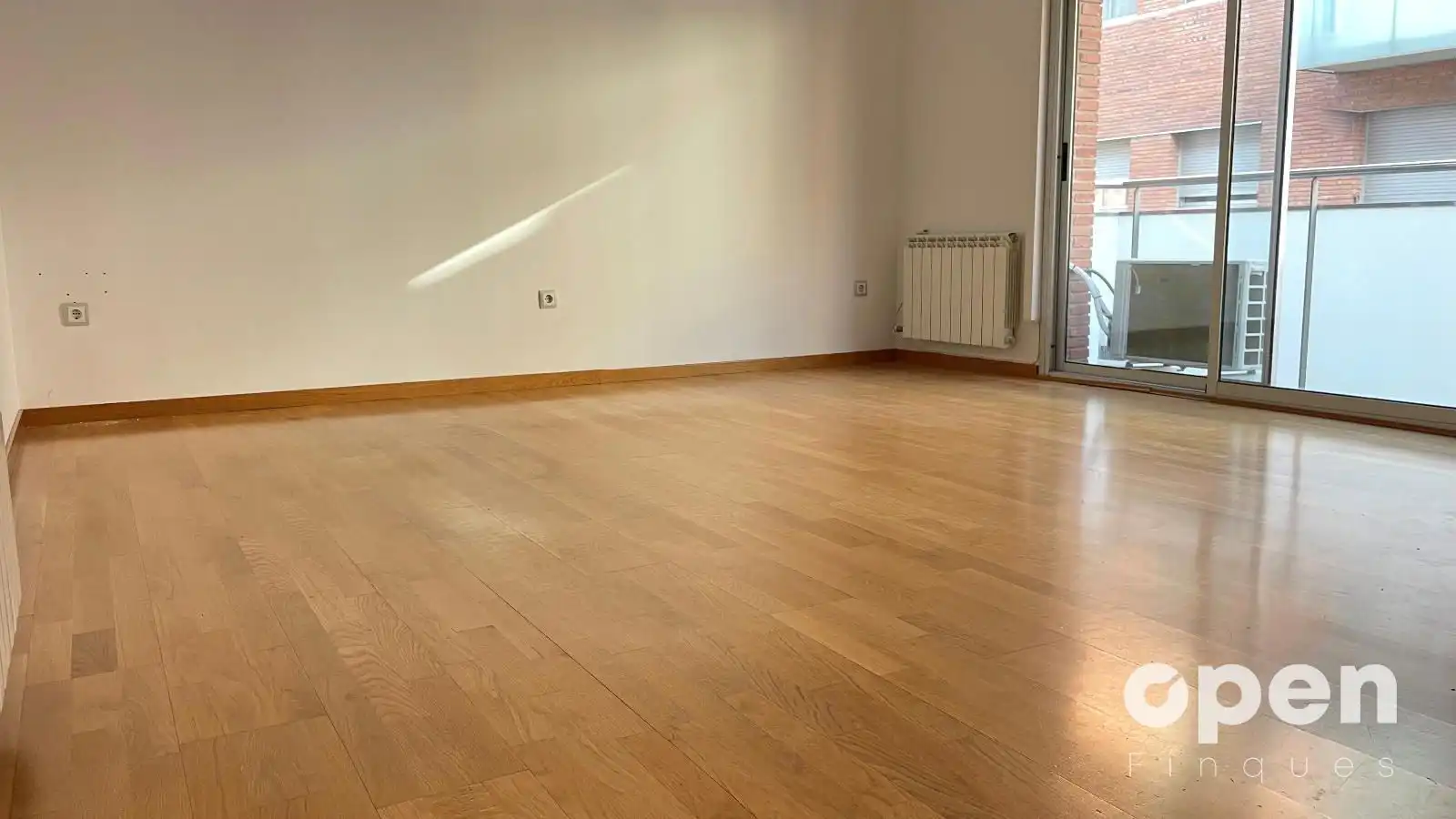 Sala de estar de Piso en venta en Terrassa con Aire acondicionado, Calefacción y Parquet