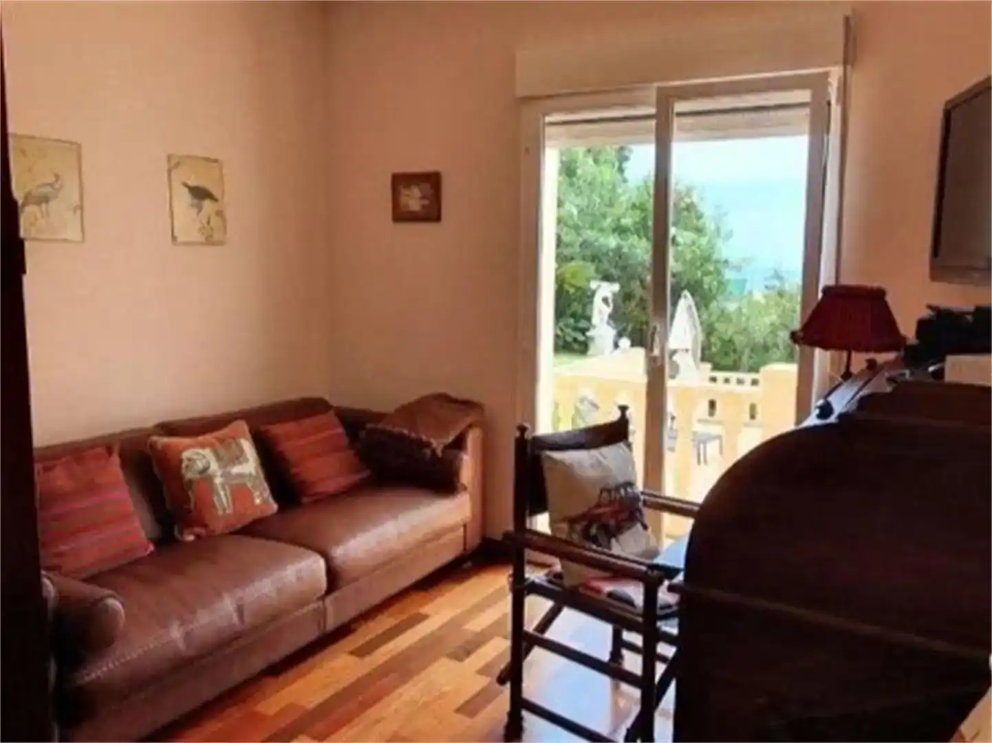 Wohnzimmer von Wohnung zur Miete in Jávea / Xàbia mit Klimaanlage, Privatgarten und Parkett