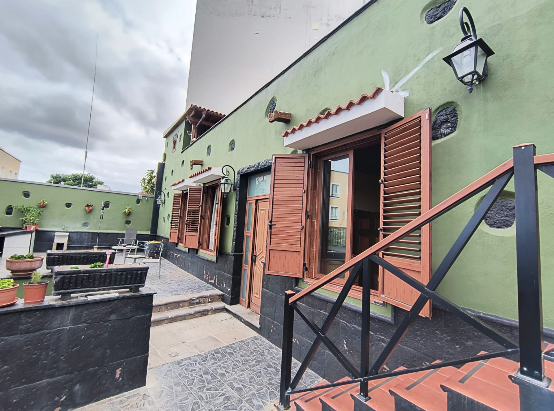 Exterior view of House or chalet for sale in Los Realejos  with Private garden, Terrace and Furnished