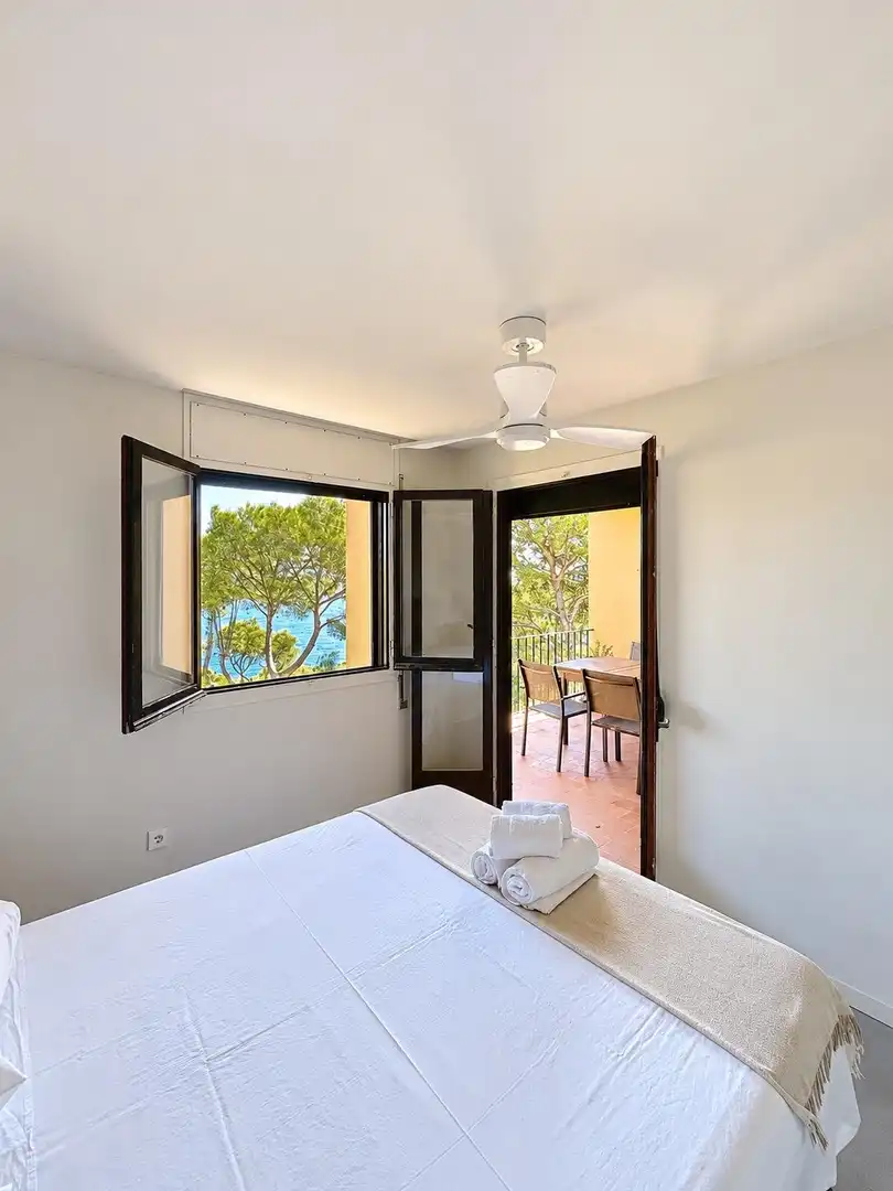 Habitación de Apartamento en venta en Palafrugell con Calefacción, Jardín privado y Amueblado