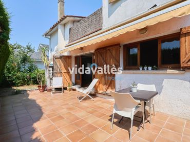 Casa amb jardí en venda a Cardedeu
