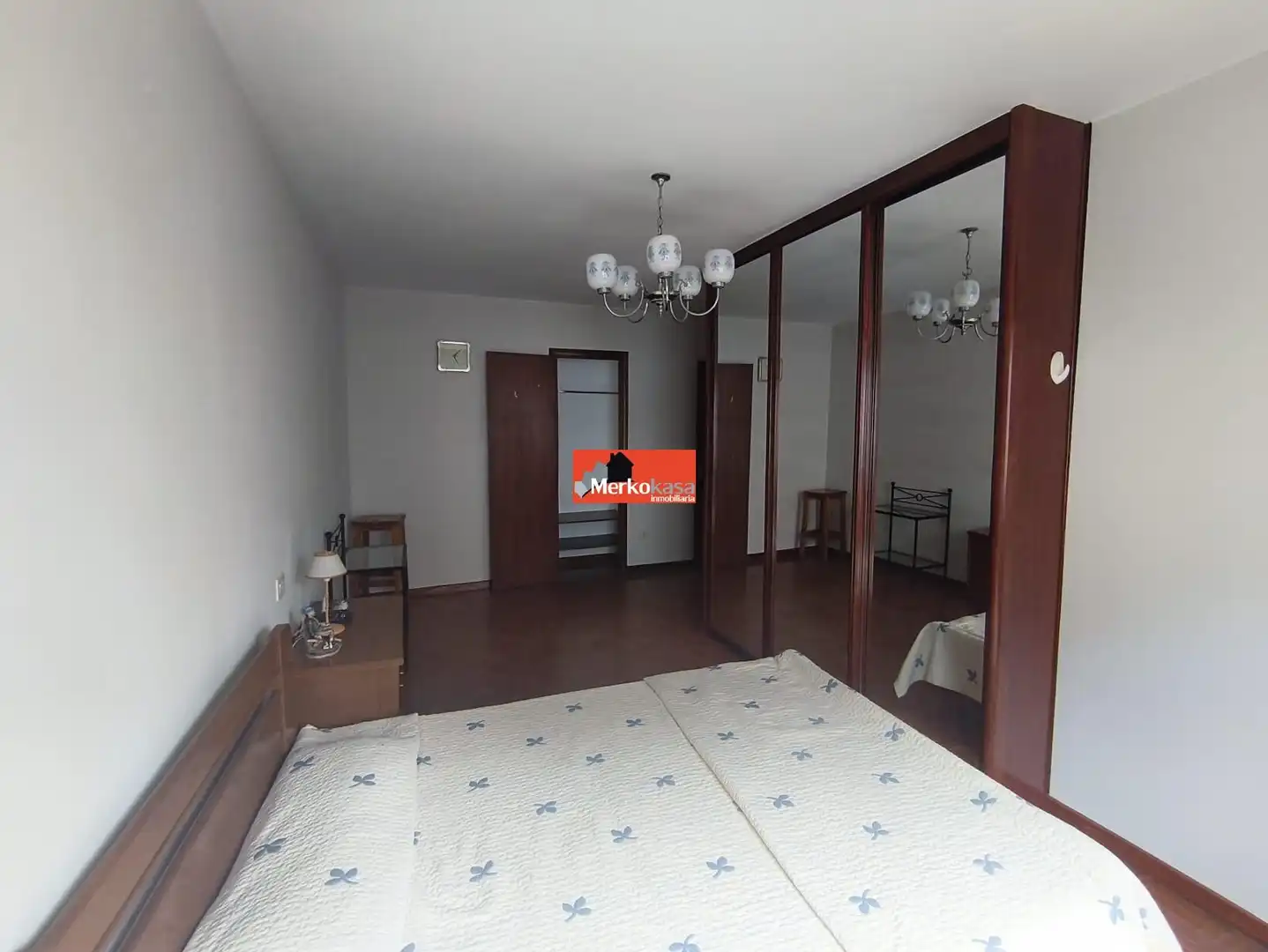 Dormitori de Apartament de lloguer en Lugo amb Calefacció i Moblat