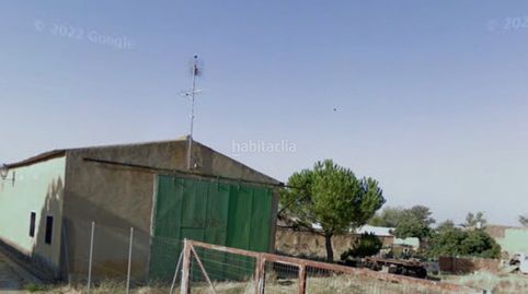 Terreno con nave a la venta, immagine 2