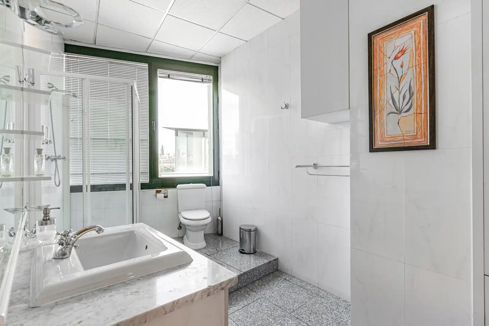 Baño de Oficina en venta en Las Rozas de Madrid con Aire acondicionado y Calefacción