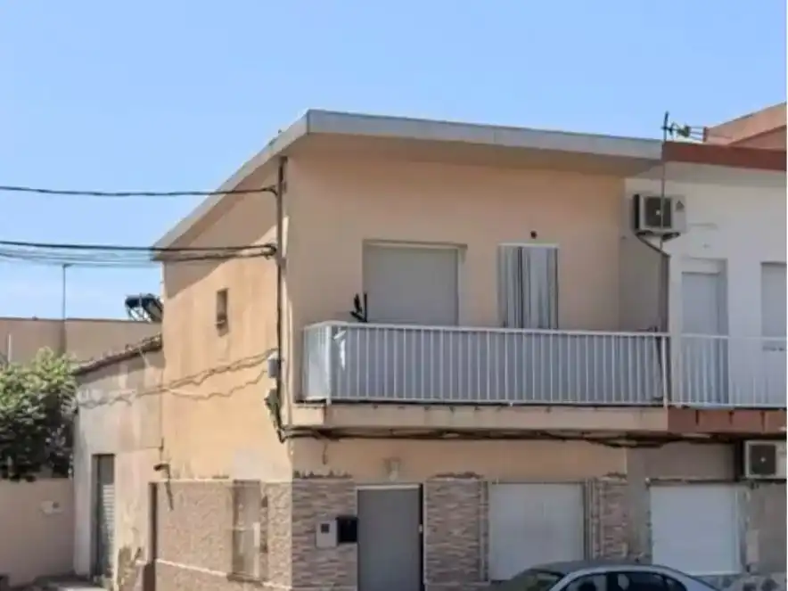 Vista exterior de Casa adosada en venda en San Pedro del Pinatar amb Balcó