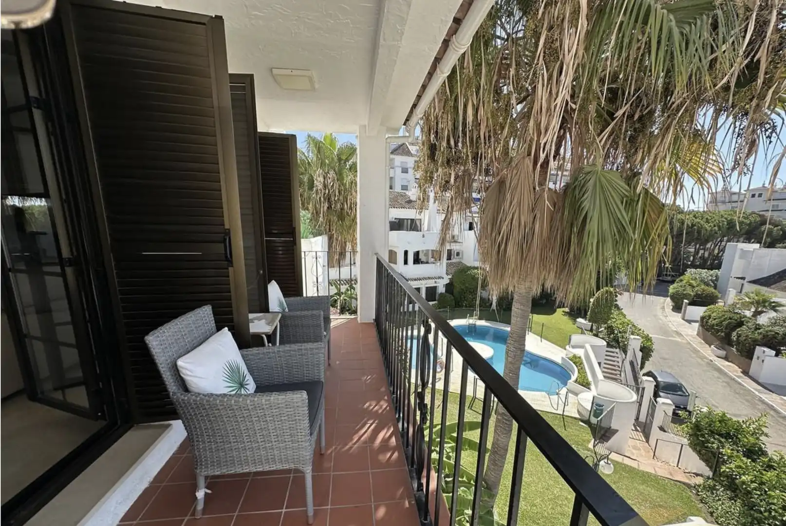 Terrasse von Maisonette zum Verkauf in Marbella mit Klimaanlage, Terrasse und Möbliert