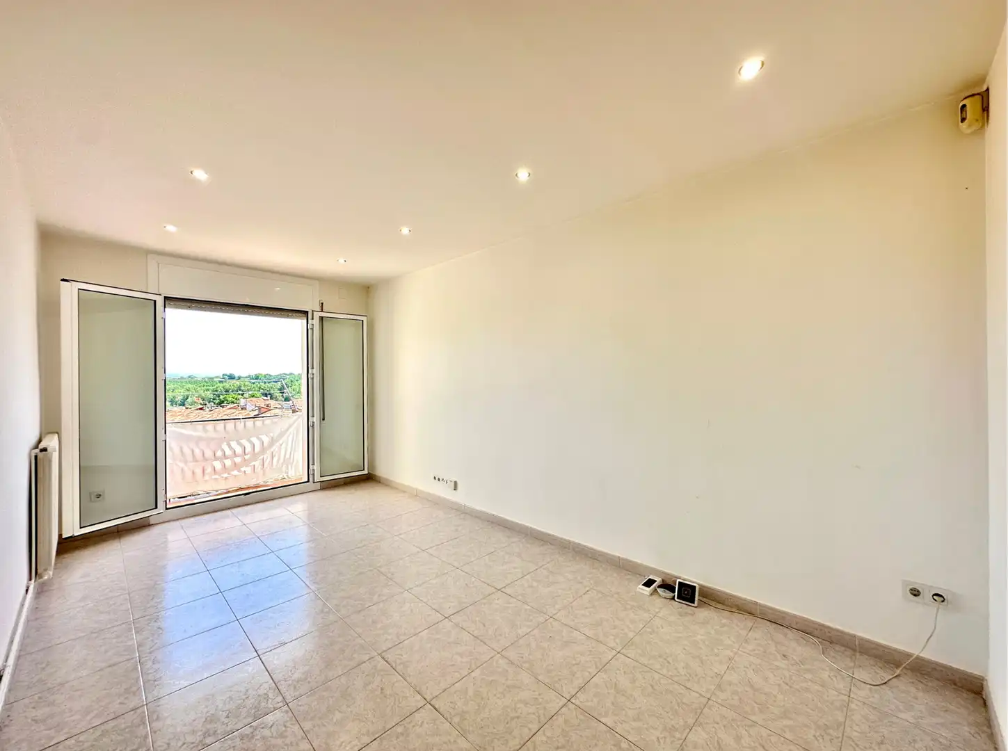 Terrasse von Wohnung zum Verkauf in Torelló mit Heizung, Terrasse und Ofen