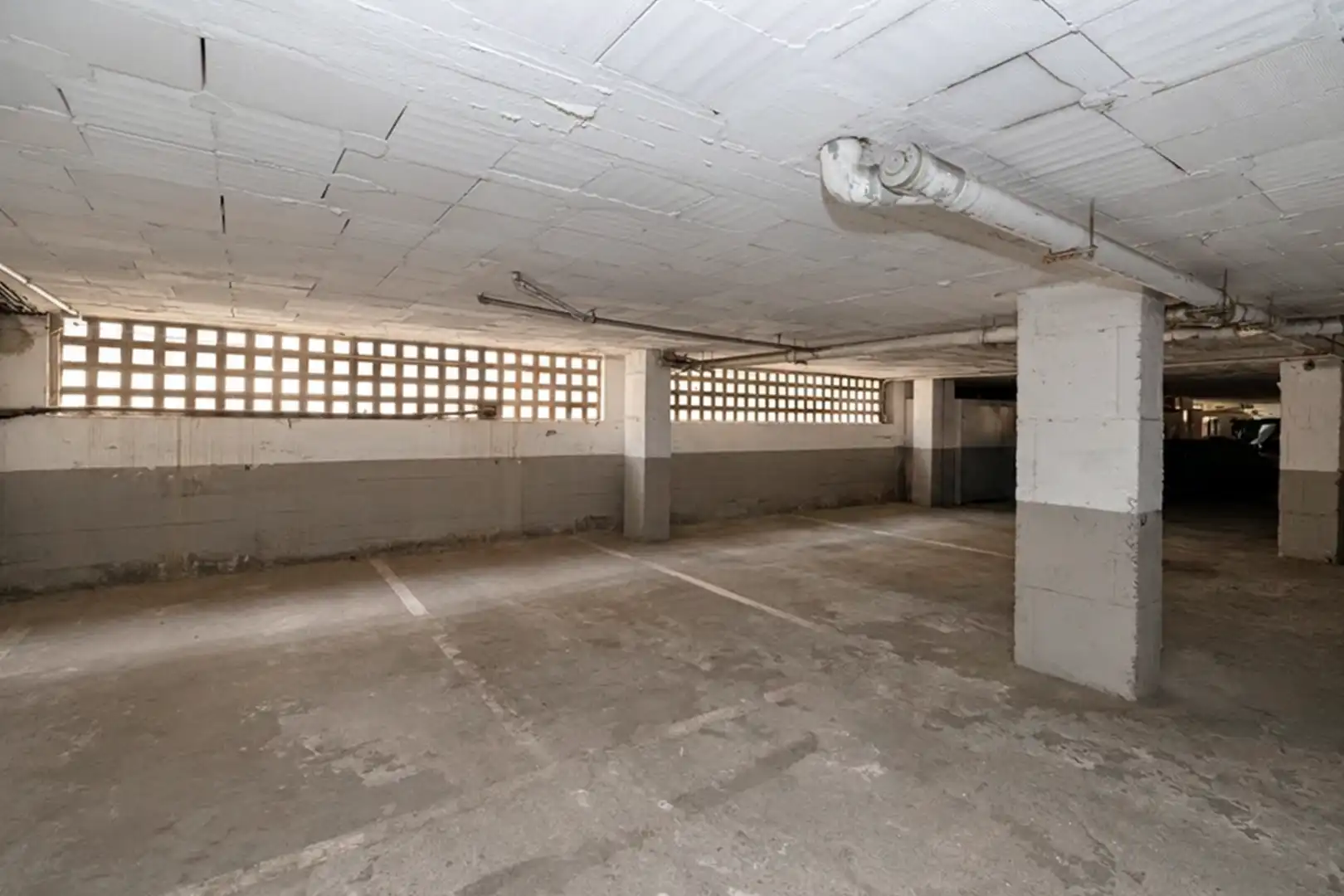 Piso en venta en Málaga con Amueblado, Balcón y Piscina comunitaria