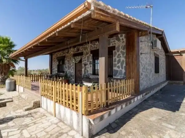 Casa en venta en Calle Azorín 4