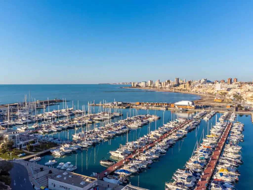 Casa o xalet en venda en El Campello amb Terrassa i Piscina