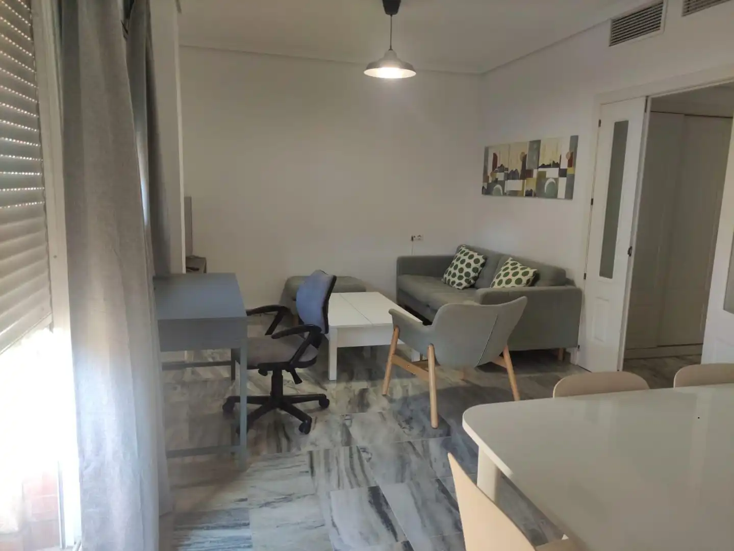 Living room of Flat for rent in Sevilla  with Air Conditioner, Heating and Terrace