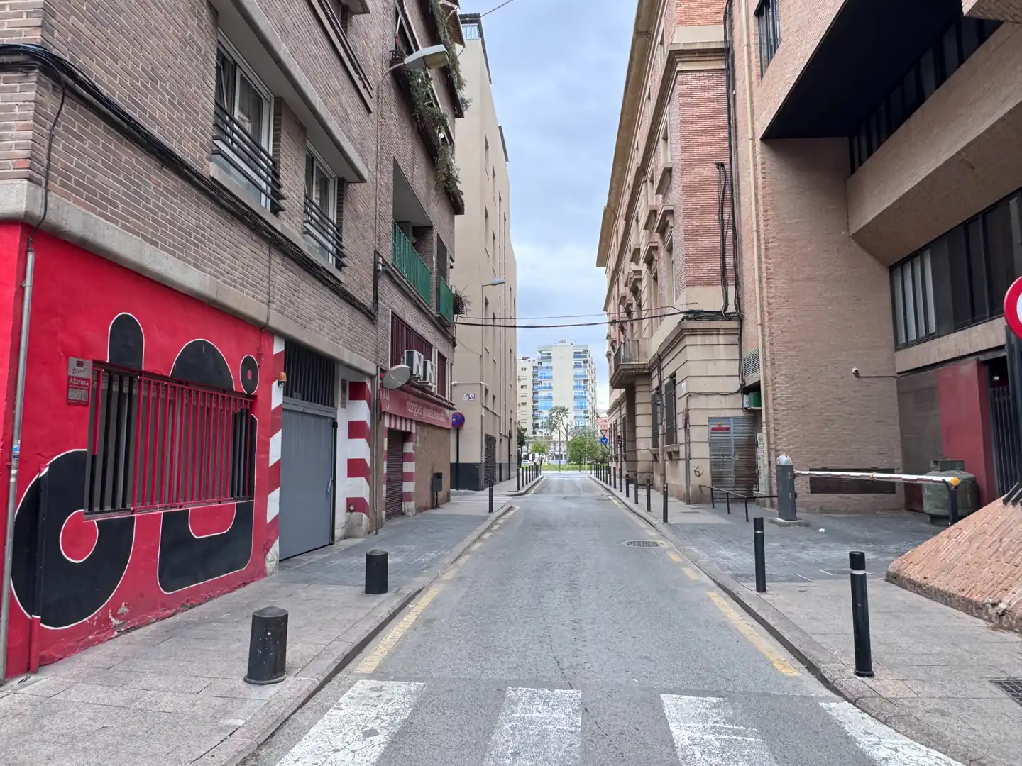 Vista exterior de Local en venda en Murcia amb Aire condicionat
