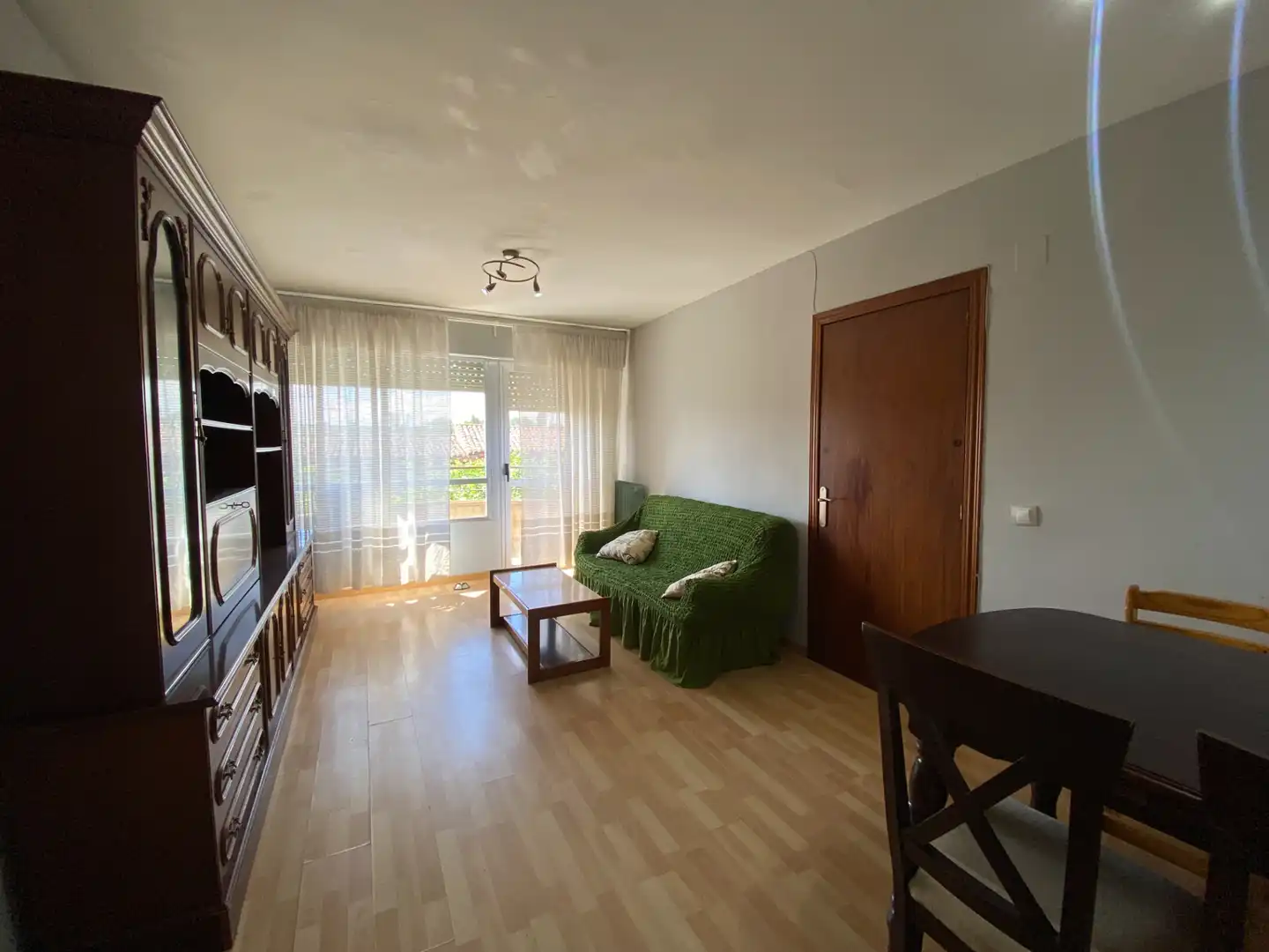 Sala d'estar de Pis en venda en Magaz de Pisuerga amb Calefacció, Terrassa i Traster