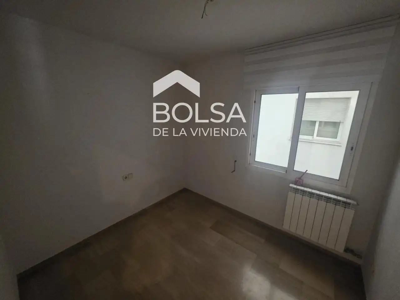 Dormitori de Pis en venda en Manresa amb Aire condicionat, Calefacció i Terrassa