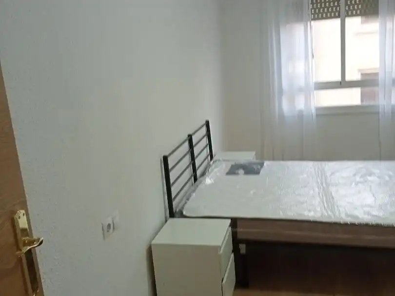 Flat for rent in Almansa, Albacete