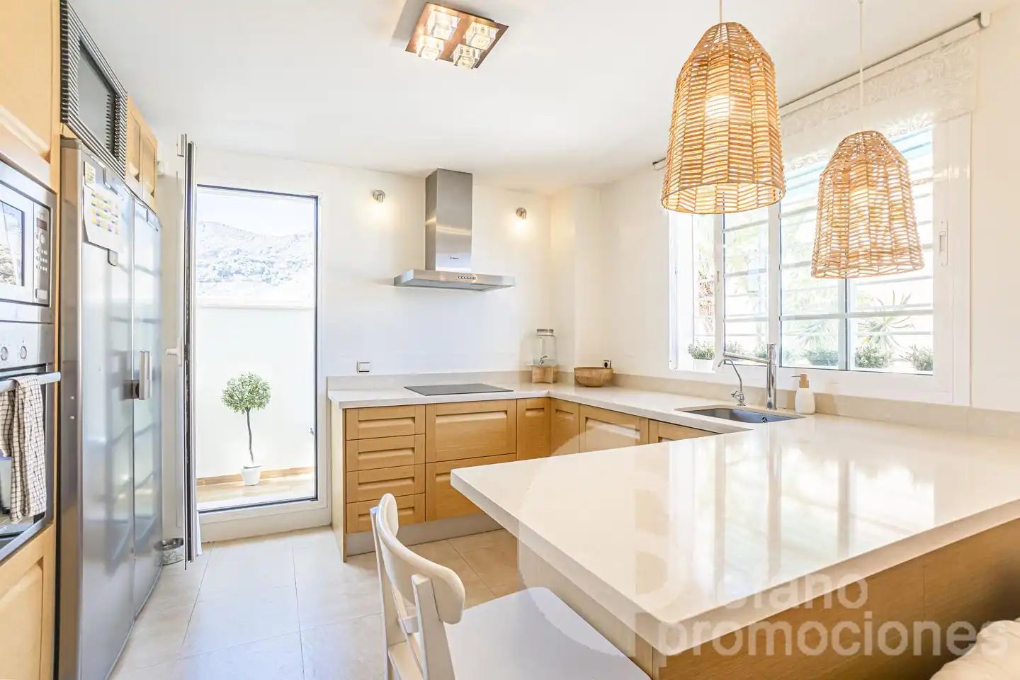 Cocina de Casa adosada en venta en Málaga con Aire acondicionado, Jardín privado y Terraza