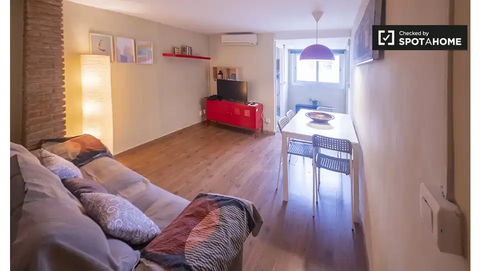 Flat with terrace to rent in L'Eixample, imagen 5