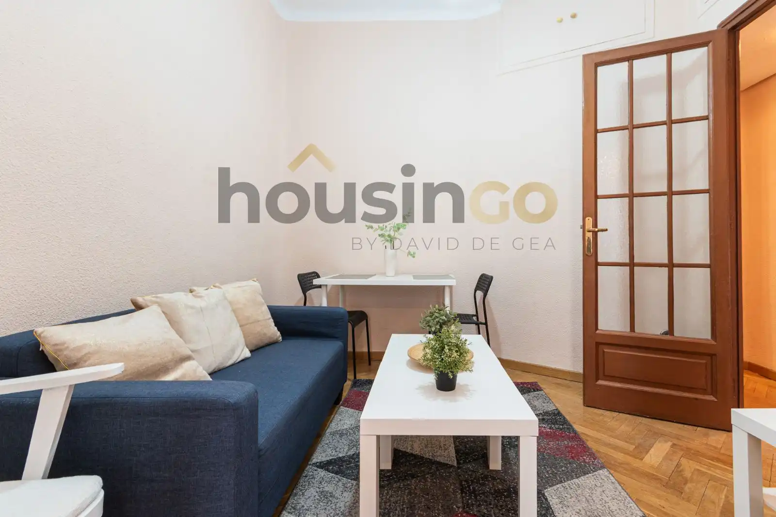 Living room of Flat for rent in Madrid  with Heating, Parquet flooring and Furnished