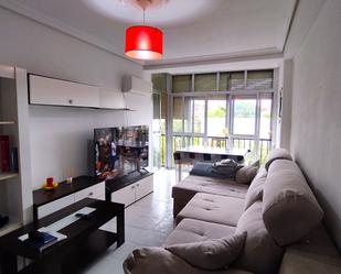 Living room of Flat for sale in  Sevilla Capital  with Air Conditioner