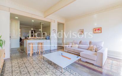 Living room of Flat for sale in  Barcelona Capital  with Air Conditioner and Balcony