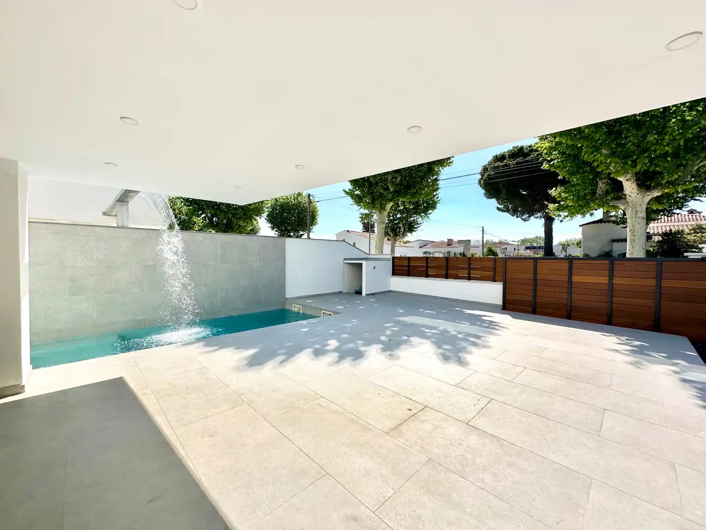 Casa amb piscina en venda a Requesens, imagen 5