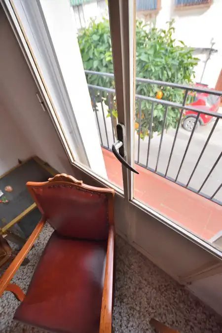 Reihenhaus mit Terrasse zum Verkauf in Calle Antonio Ordóñez 75, imagen 35