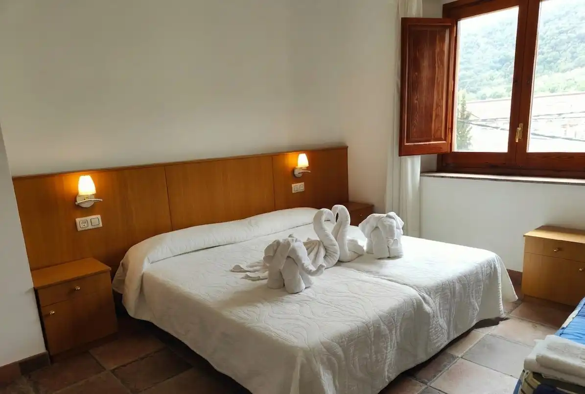 Bedroom of Country homes for sale in Sant Aniol de Finestres  with Air Conditioner, Heating and Private garden