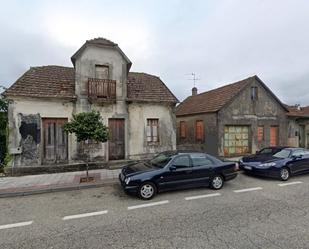 Vista exterior de Casa o xalet en venda en Fornelos de Montes amb Jardí privat i Traster