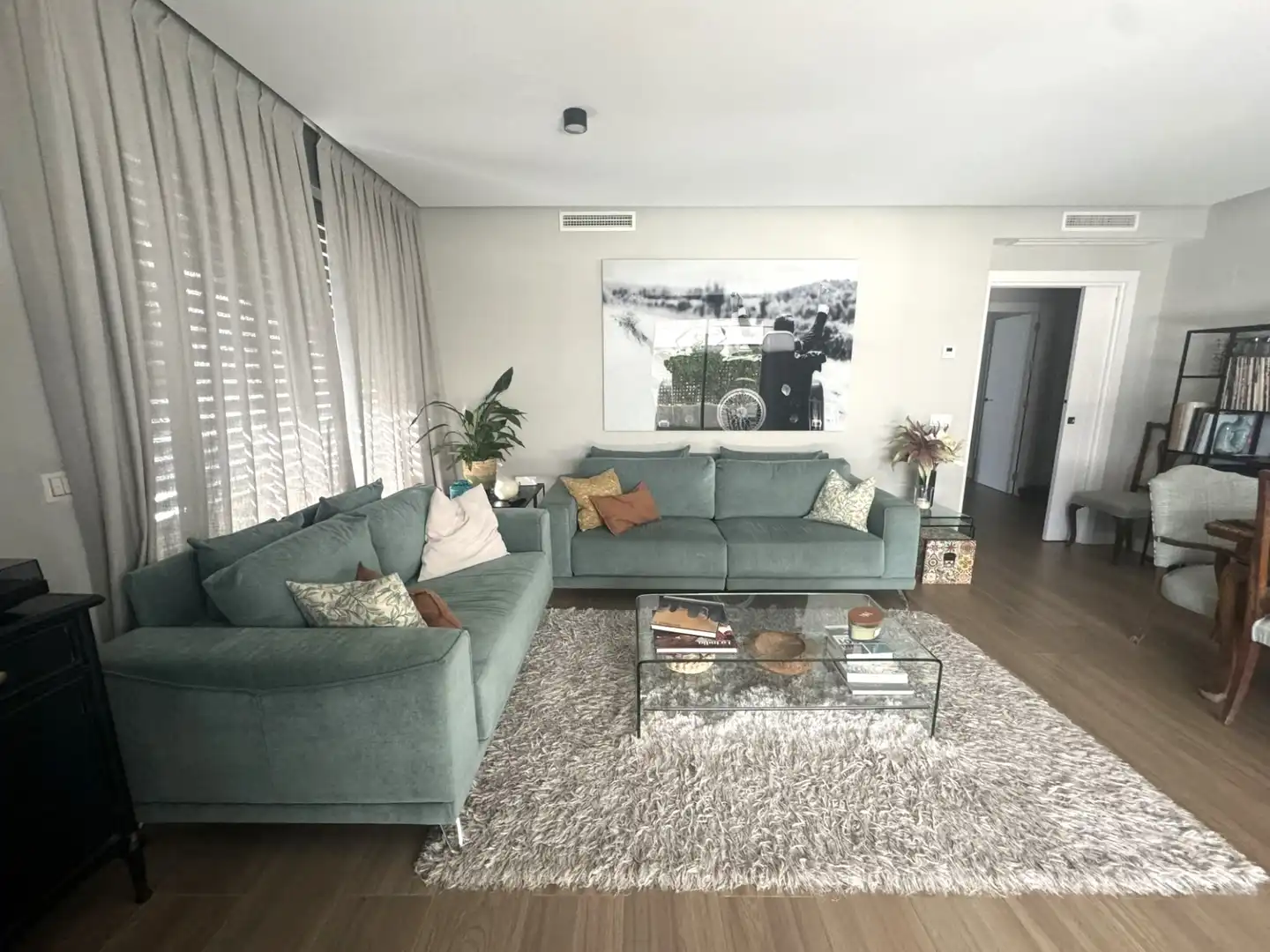 Sala de estar de Planta baja de alquiler en Boadilla del Monte con Aire acondicionado, Calefacción y Jardín privado