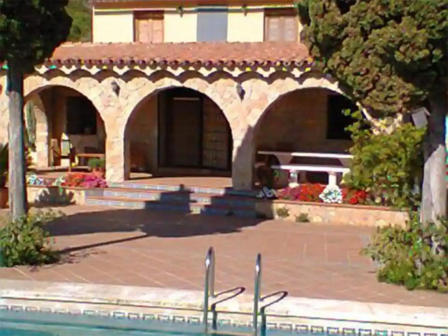 Vista exterior de Casa o xalet de lloguer en Benicasim / Benicàssim amb Piscina i Balcó