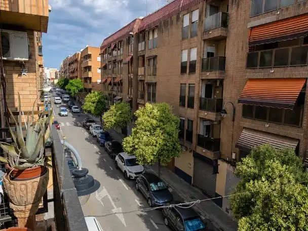 Exterior view of Flat for sale in Quart de Poblet  with Balcony