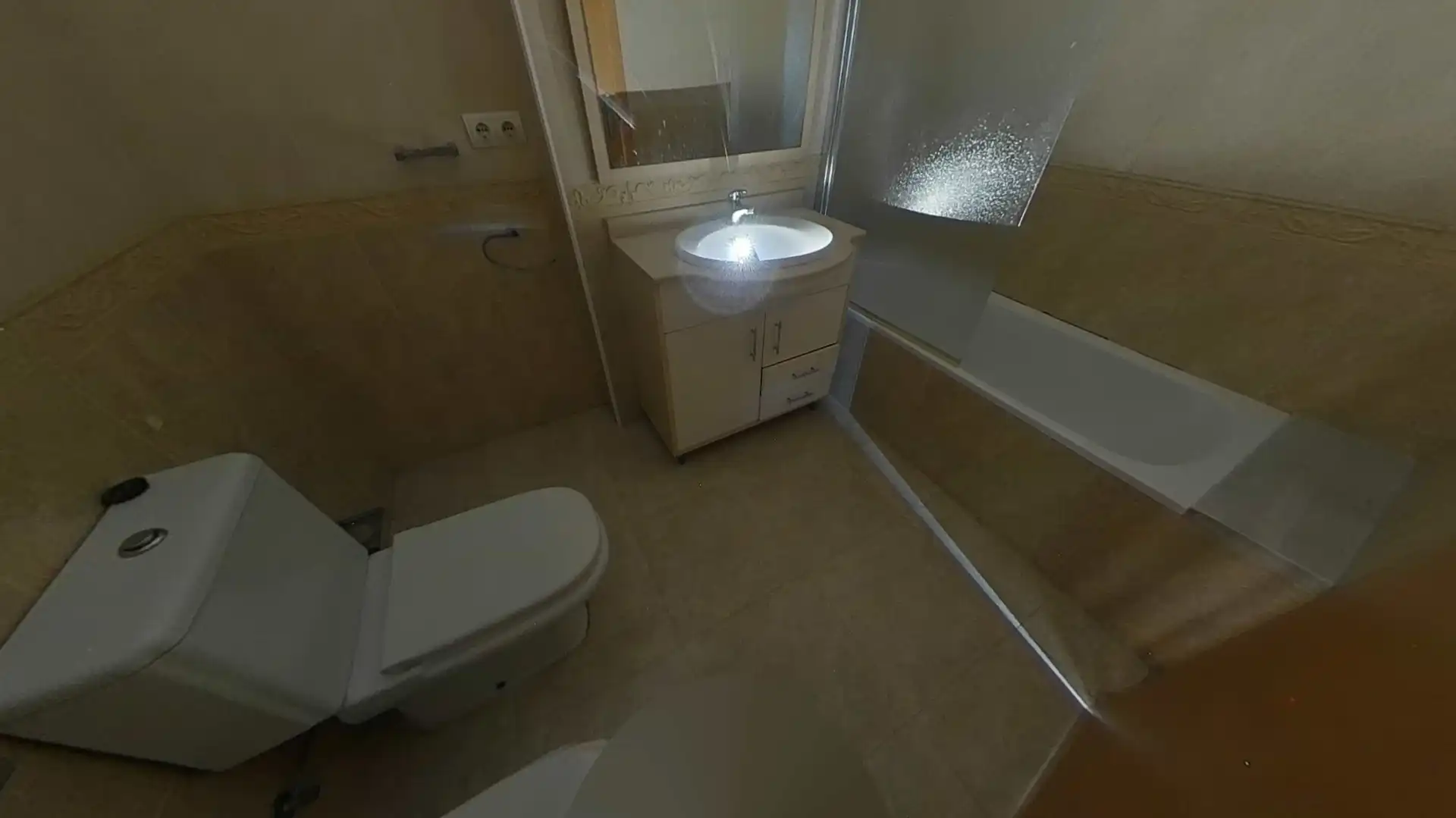 Baño de Dúplex en venta en Manresa con Terraza, Trastero y Balcón