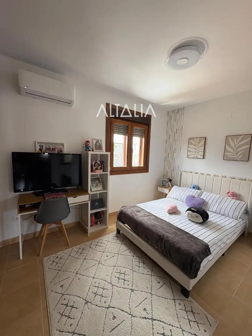 Bedroom of Houses for sale in Osa de la Vega  with Air Conditioner, Heating and Terrace