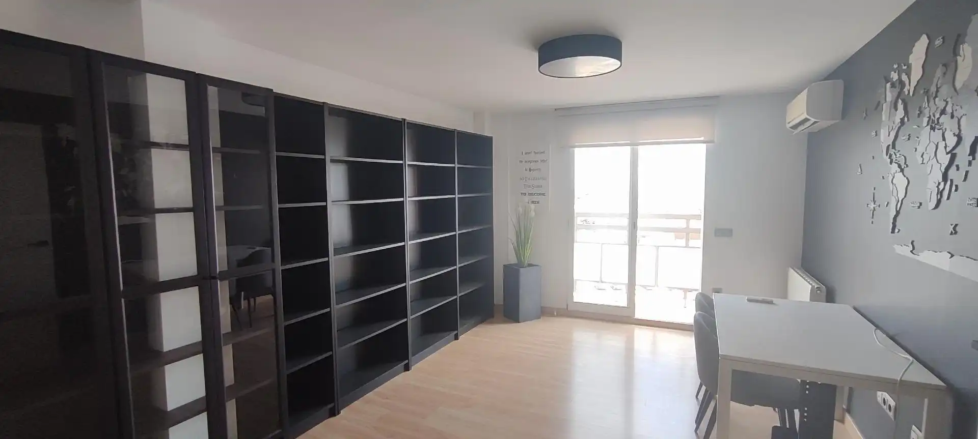 Flat with terrace to rent in Calle Esglesia de Sant Jordi, imagen 25