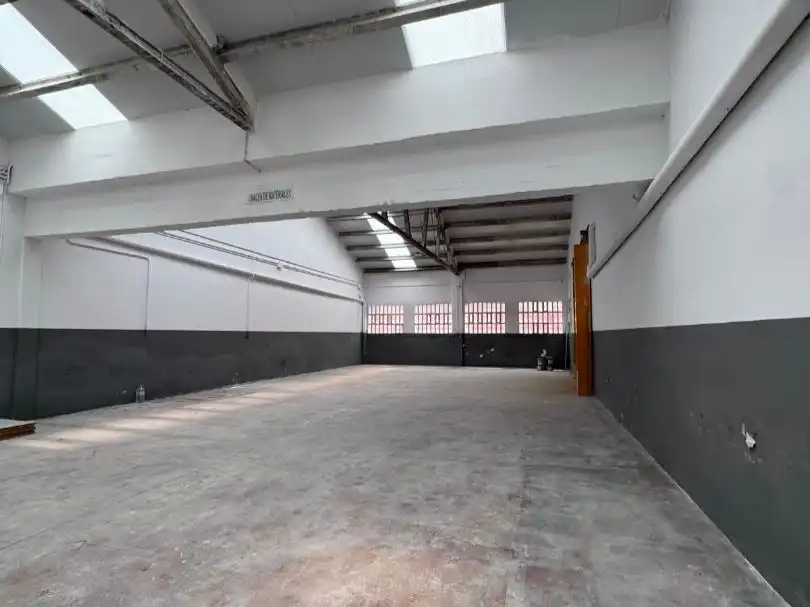 Vista exterior de Oficina en venta en Barberà del Vallès