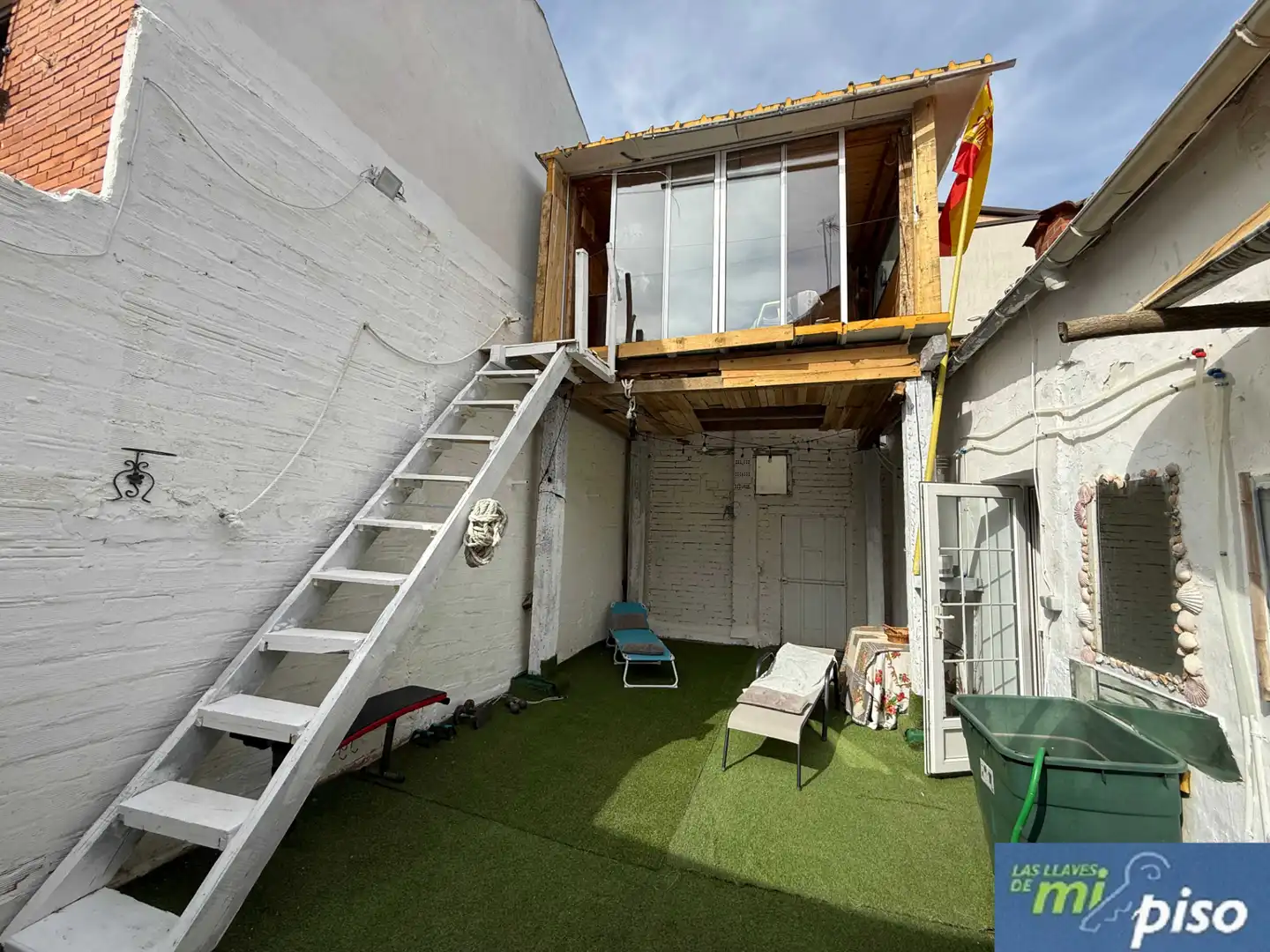 Terrassa de Casa o xalet en venda en Valladolid amb Calefacció, Jardí privat i Parquet