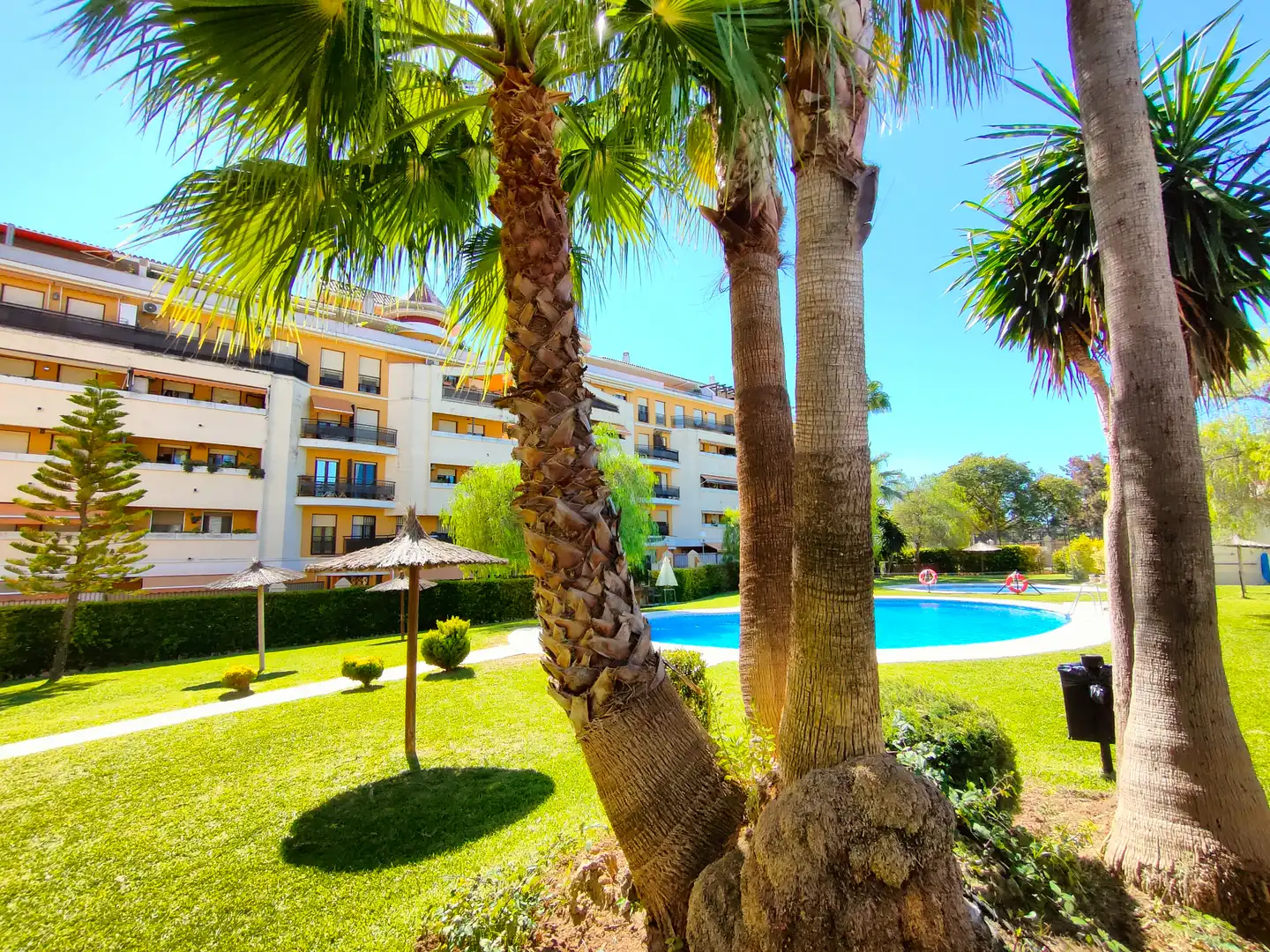 Piso con terraza en venta en Serafin Alvarez Campana 7