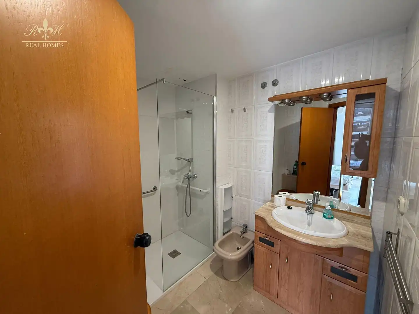 Badezimmer von Wohnung zur Miete in L'Alfàs del Pi mit Klimaanlage, Terrasse und Schwimmbad