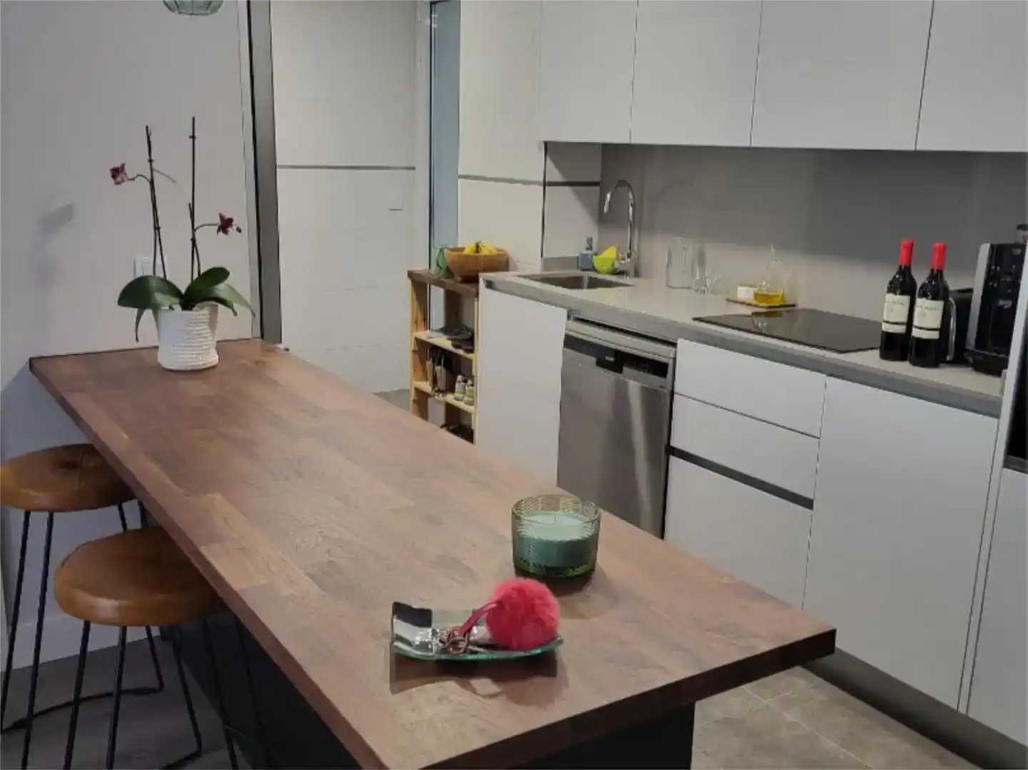 Kitchen of Flat for sale in Sabadell  with Air Conditioner, Swimming Pool and Balcony